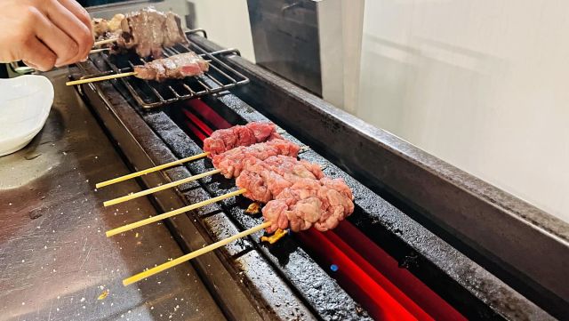 本格的な 焼き鳥調理に やきとり焼器 業務用キッチンカーに 